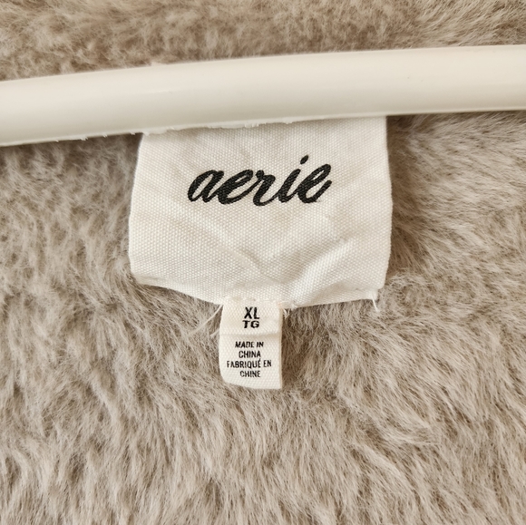 Aerie women's button-down biege very soft elegant sweater. - Picture 3 of 8